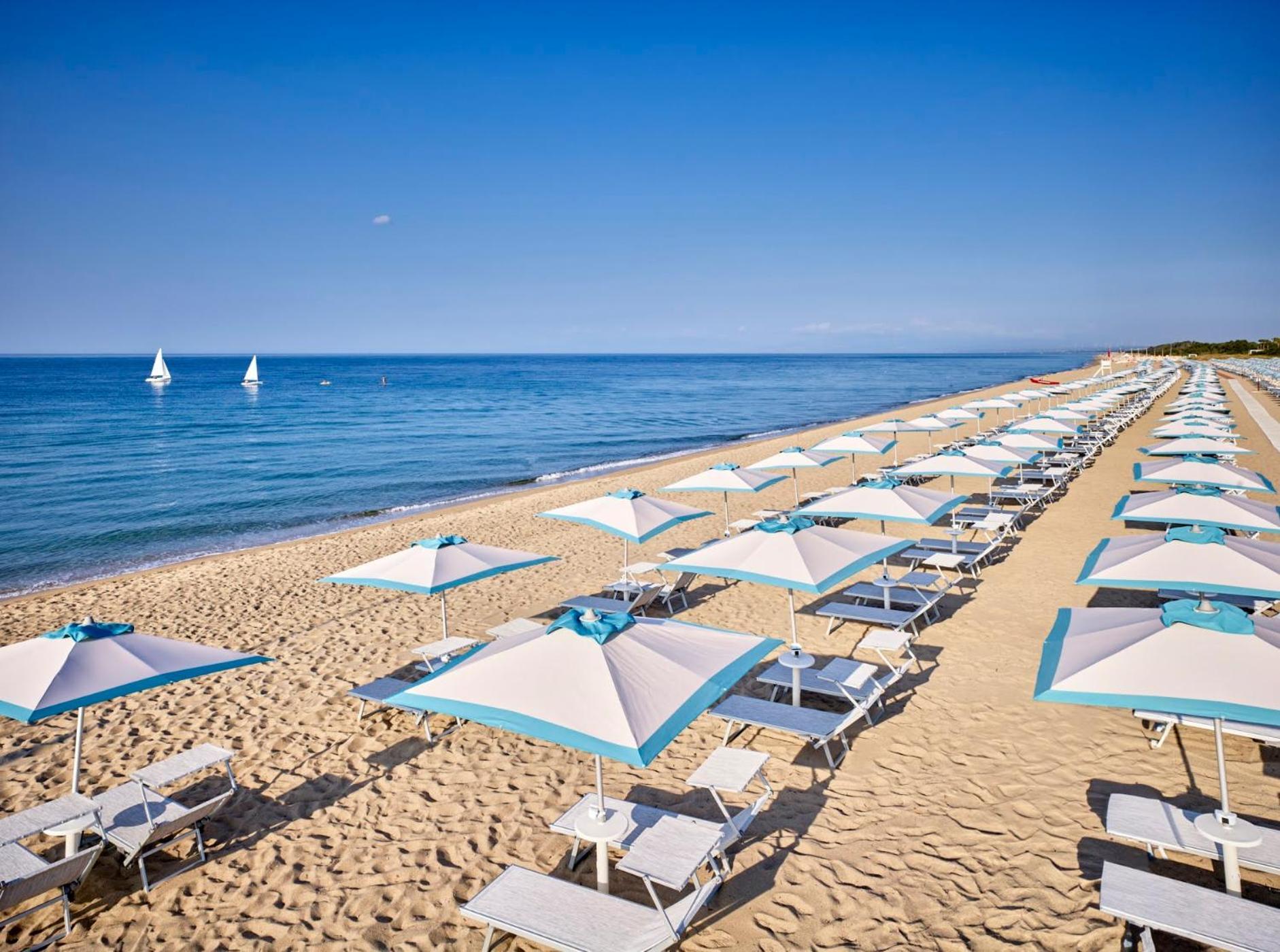 Serene Resort Кутро Экстерьер фото