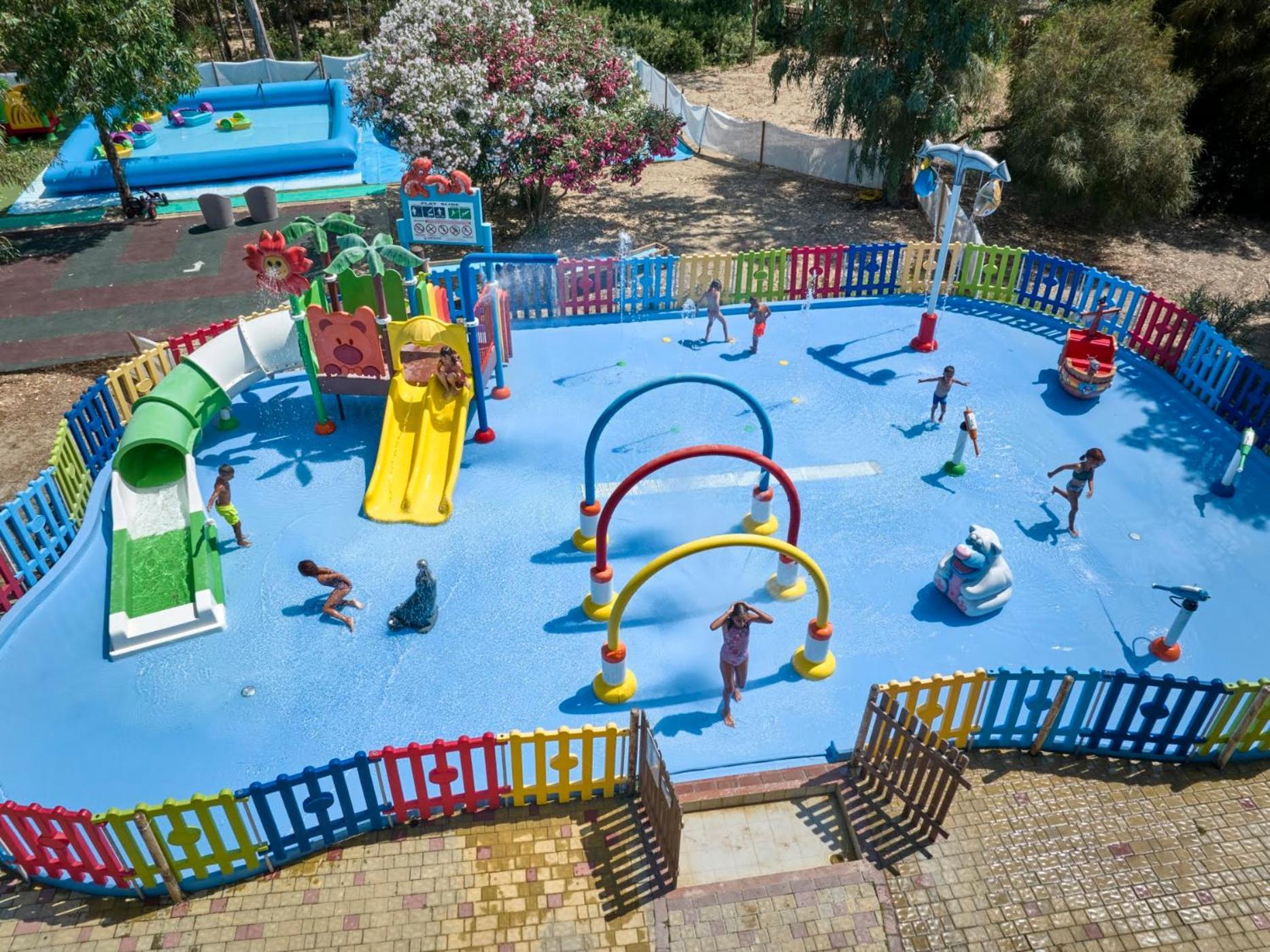 Serene Resort Кутро Экстерьер фото