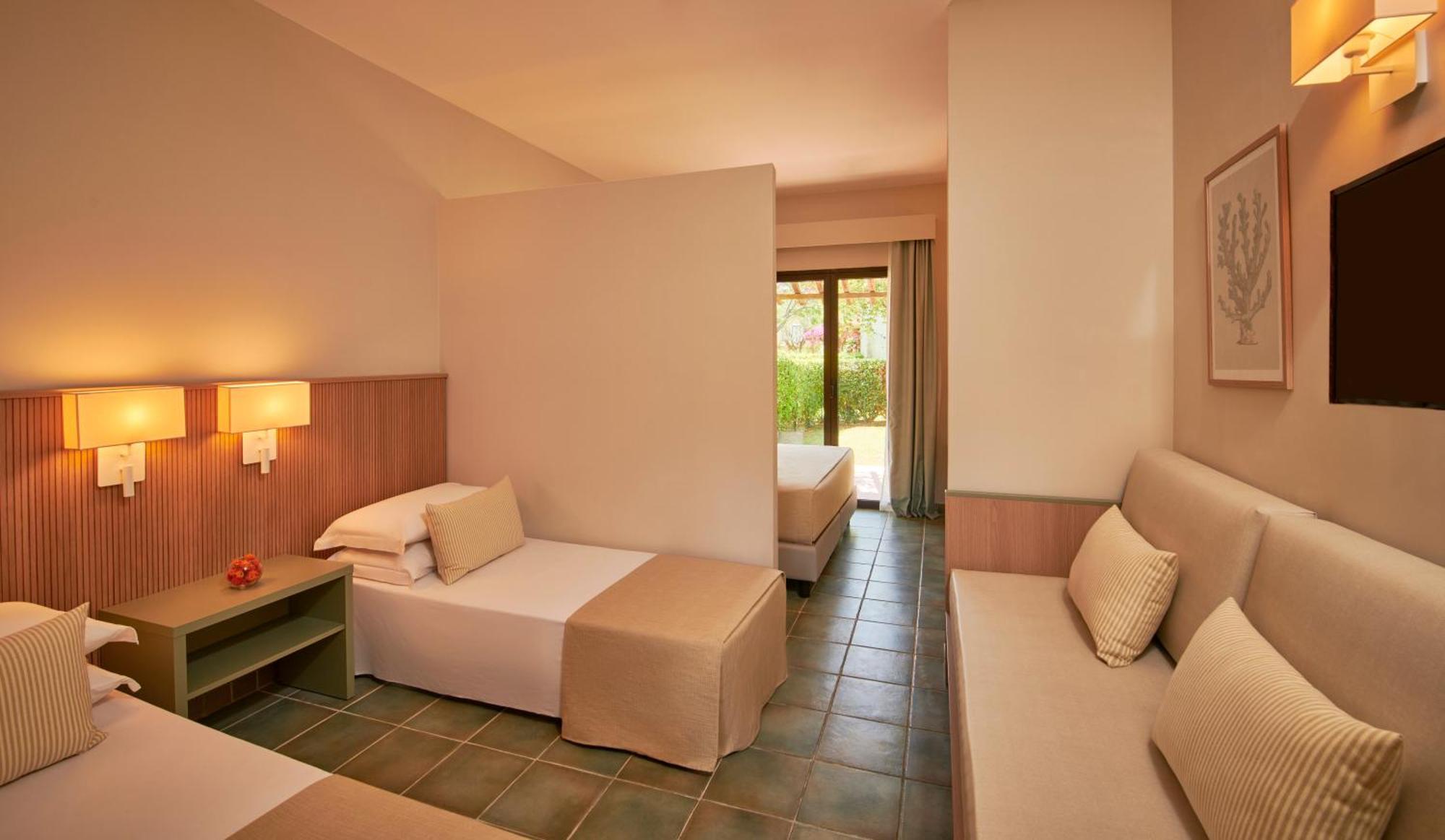 Serene Resort Кутро Номер фото