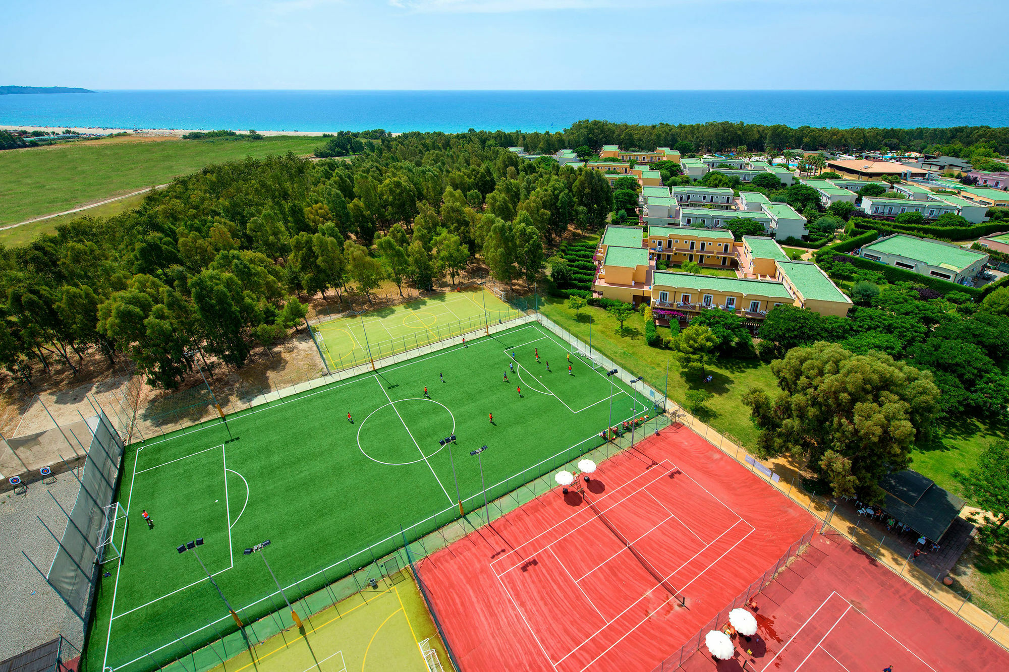 Serene Resort Кутро Экстерьер фото